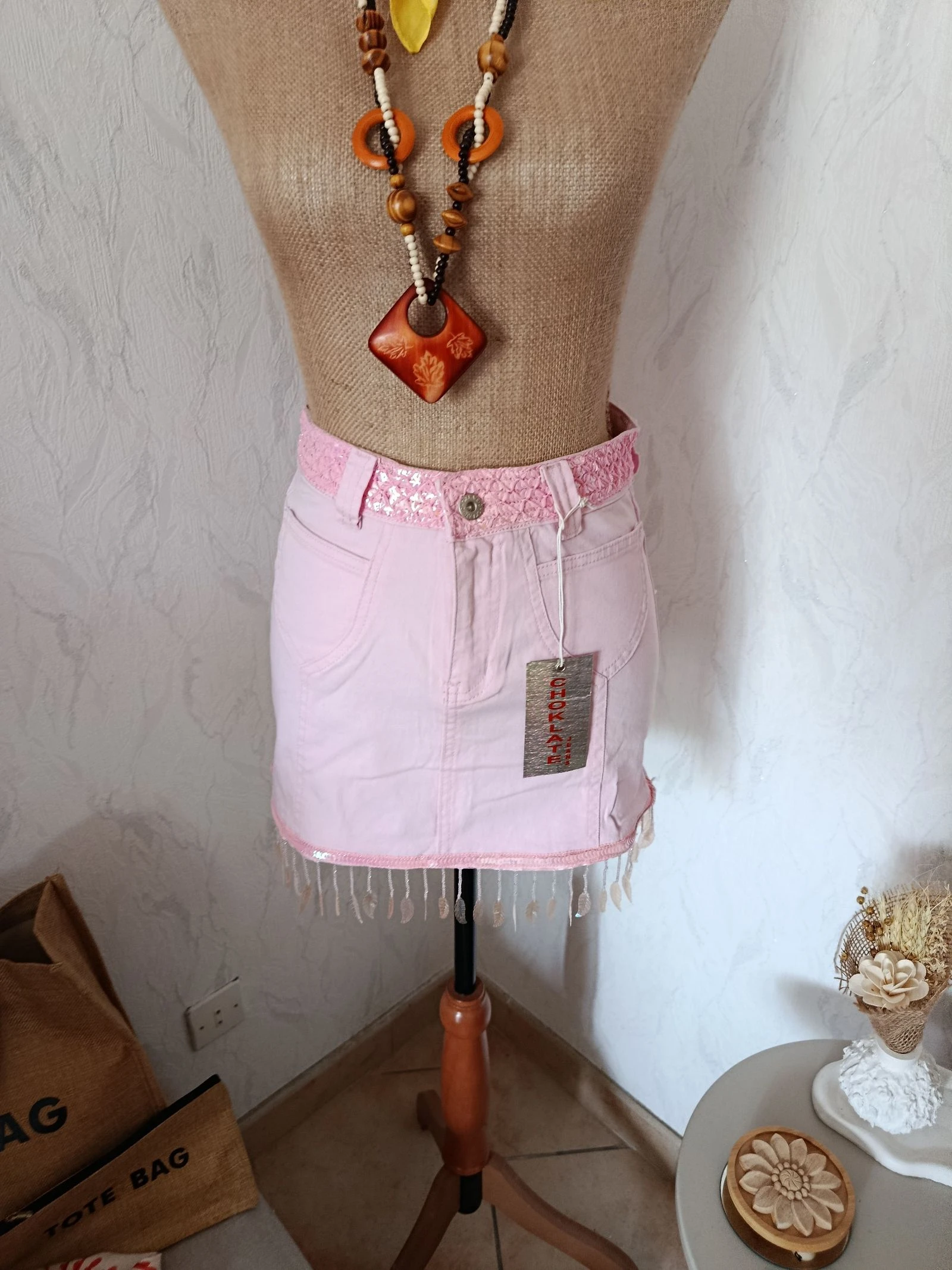 Mini jupe en jean rose 
